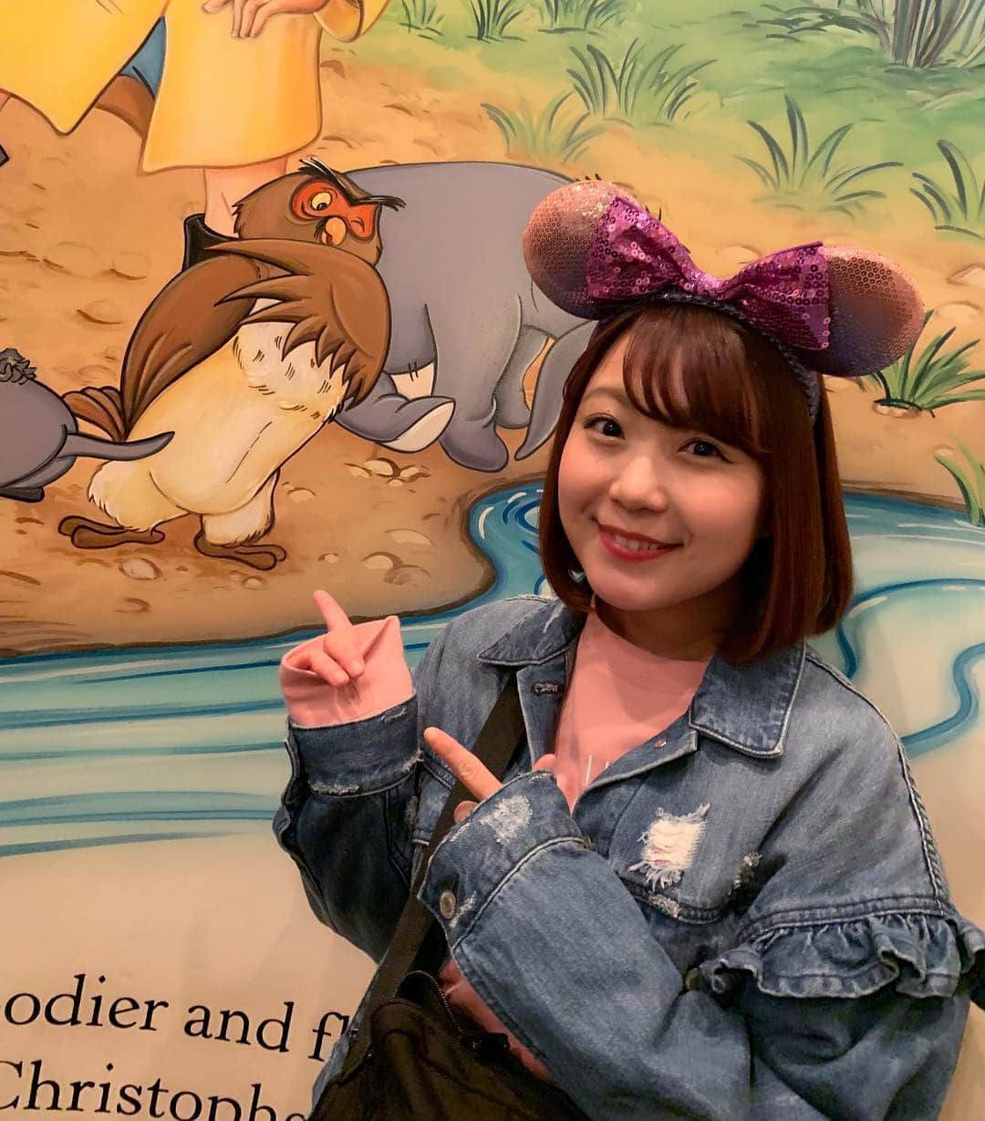 のインスタグラム：「3月ラストですね✨✨チャビネスを卒業して新しい道へ歩みだした3月は、泣いたり笑ったり、別れと出会いの季節でした。この日々に感じた気持ちは一生忘れないです。4月は新しいことも始めたり、色々なことにチャレンジしていこうと思っているので、今からワクワク😆✨✨怖がらずに何でもやっていきたい🌈✨プーさんの中で一番好きなオウルちゃんとのお写真で🦉💓3月さん、さようなら〜😊✨✨✨ #2019年 #3月最終日 #Disney #Disneyland #ディズニーランド #TokyoDisneyland #Pooh #owl #ふくろう #ディズニーコーデ #milkfed #アラサー女子 #photooftheday #JAPAN #japanesegirl #avex #avexmanagement #instagood #followme #シマリカコーデ #ricashima #嶋梨夏」