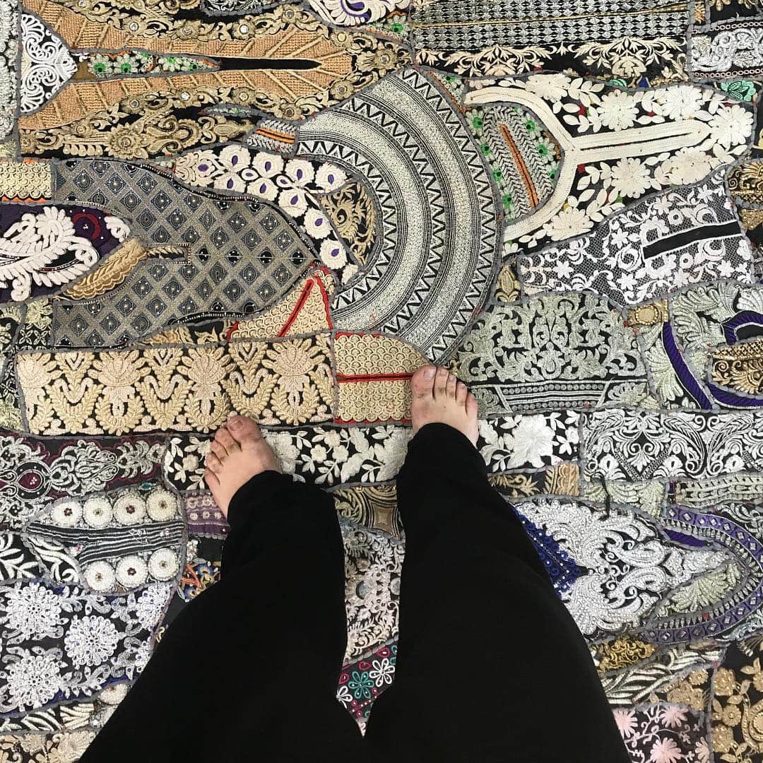 ジャンポールレスパナールのインスタグラム：「. I’m in embroidery paradise . My @extra__ordinaire trip」