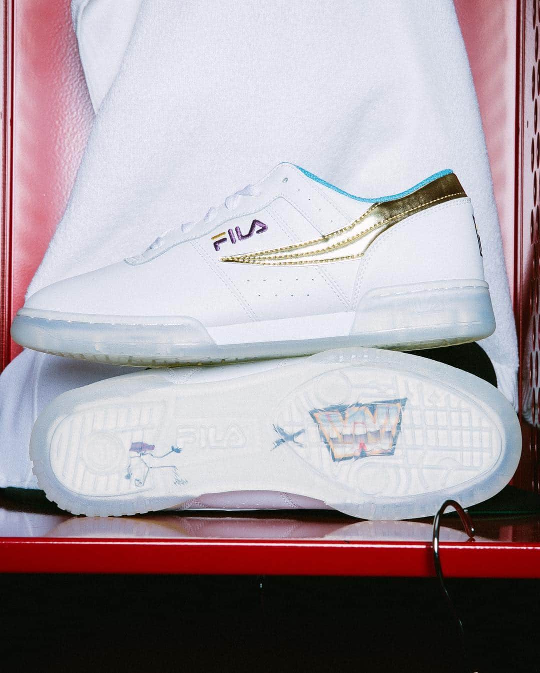 Foot Lockerさんのインスタグラム写真 - (Foot LockerInstagram)「Paying homage to the biggest night in sports entertainment, and the amazing moments that will never be forgotten comes the #FILA x @WWE O-Fit ‘Wrestlemania’! Launching 4/4, In-Store and Online」4月1日 6時12分 - footlocker