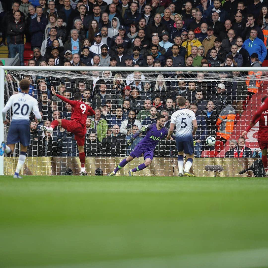 プレミアリーグさんのインスタグラム写真 - (プレミアリーグInstagram)「Andrew Robertson on a 🍽 for @roberto_firmino 🔴 #LIVTOT」4月1日 0時58分 - premierleague