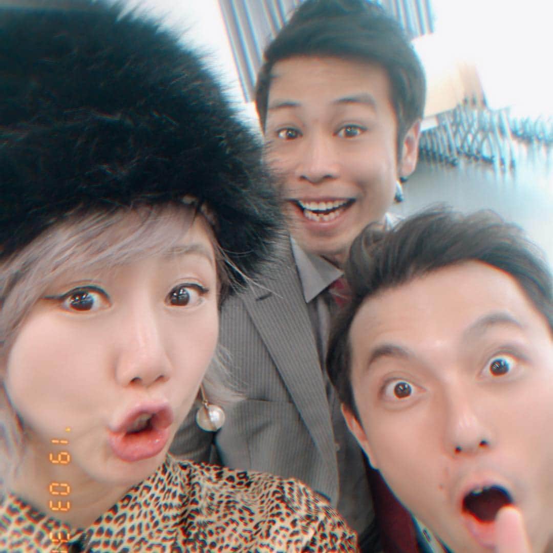 RYONRYON.さんのインスタグラム写真 - (RYONRYON.Instagram)「#RYONRYON #ピーチキャッスル #真栄城さん #桃原さん #とうばると読むのですね！」4月1日 1時29分 - ryon2r2