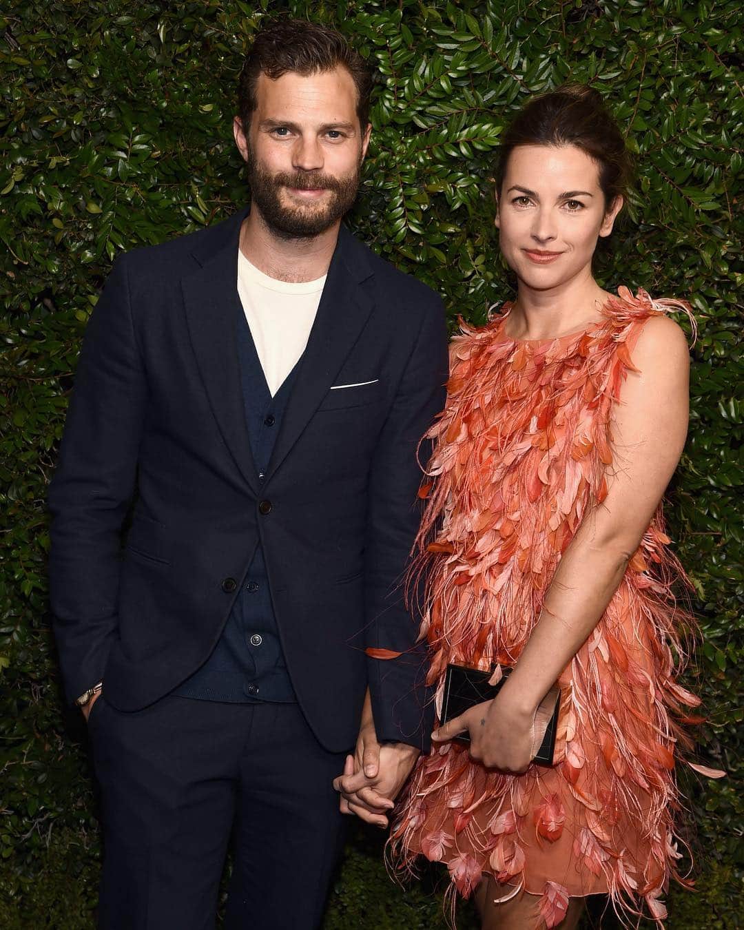 E! Onlineさんのインスタグラム写真 - (E! OnlineInstagram)「Jamie Dornan is officially a father of three girls. 💕And he's already thinking about more kids sooner rather than laters. Link in bio for everything Jamie had to say about being a dad. (📷: Getty Images)」4月1日 2時05分 - enews