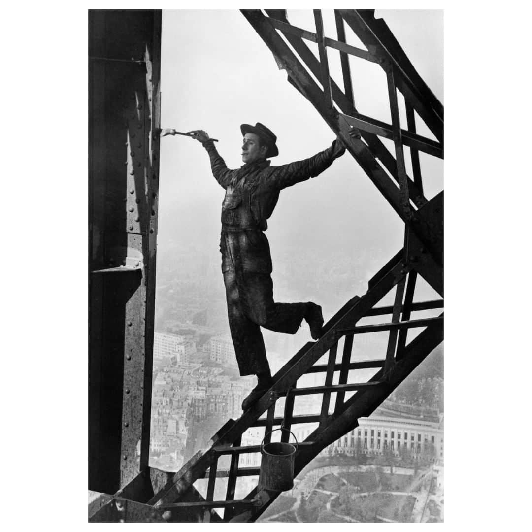 Magnum Photosさんのインスタグラム写真 - (Magnum PhotosInstagram)「Today on Magnum: To mark the 130th anniversary of the Eiffel Tower’s inauguration, we explore how Magnum photographers have captured the monument as the world changes around it. Link in bio. . PHOTO: Zazou, the Eiffel Tower's painter. Paris, France. 1953. . © #MarcRiboud/#MagnumPhotos . #EiffelTower #Paris」4月1日 3時00分 - magnumphotos