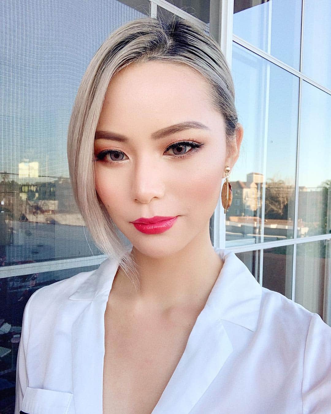 のインスタグラム：「What do you like to do on Sundays? #selfiesunday」