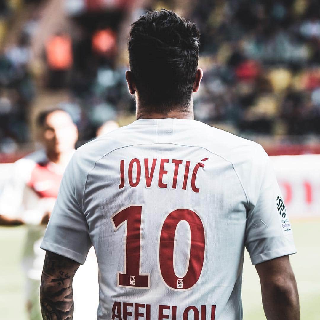 のインスタグラム：「Sad for the result but it was great to be back on the pitch with my teammates 🔴⚪️⚽️🔙 #DagheMunegu #ASMSMC @asmonaco」