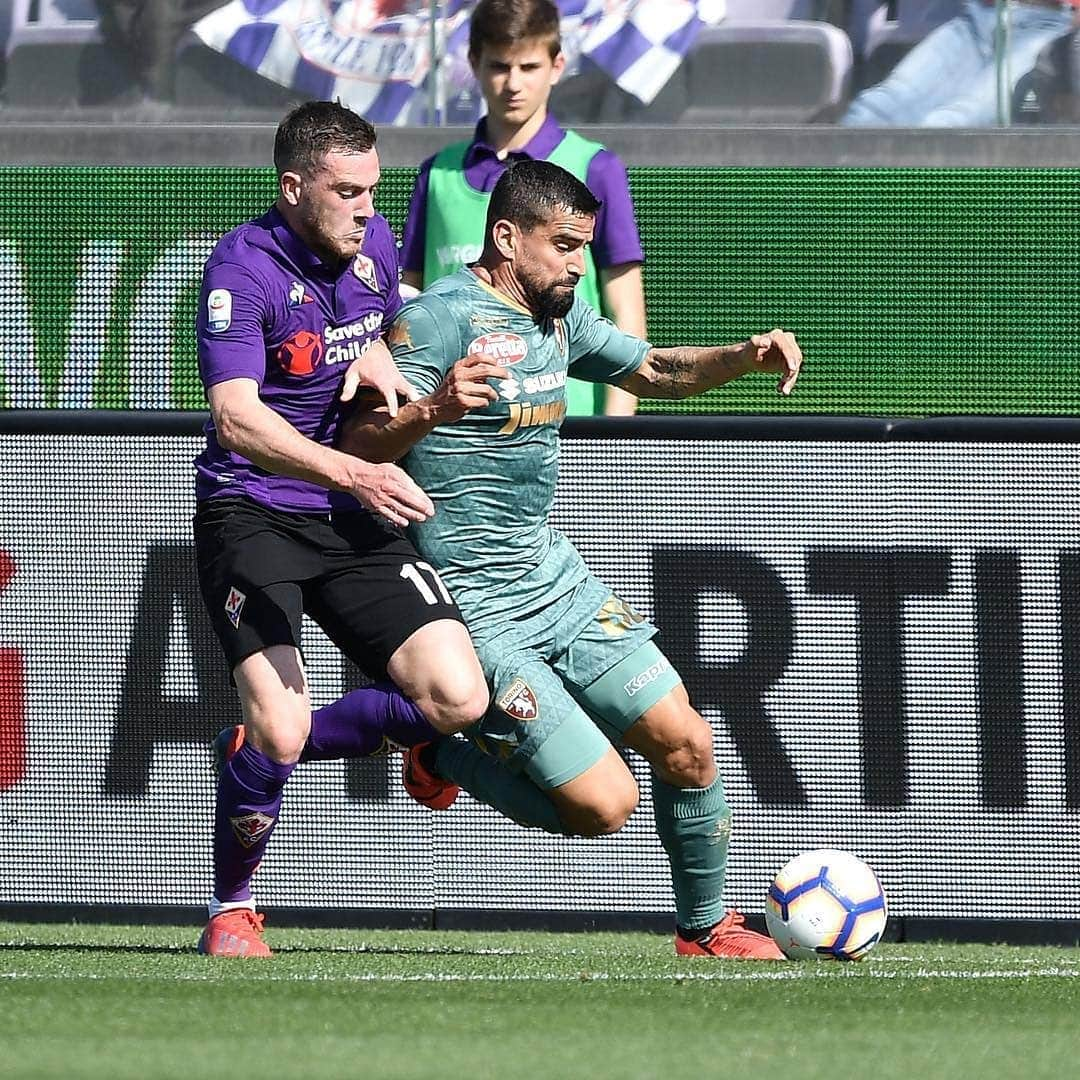 トマス・リンコンさんのインスタグラム写真 - (トマス・リンコンInstagram)「En la #SerieA no hay partido fácil. Hoy #ElGeneral @tomasrincon8 y el @torinofc1906 sumaron un valioso un punto en condición de visitante ante la @acffiorentina ,👏🏻👏🏻.」4月1日 3時10分 - tr8oficial