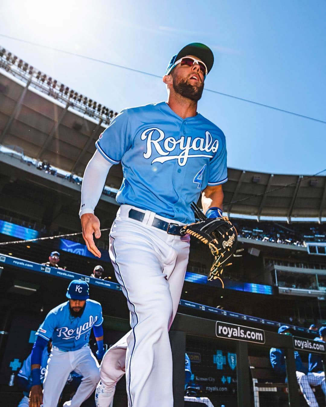 カンザスシティ・ロイヤルズさんのインスタグラム写真 - (カンザスシティ・ロイヤルズInstagram)「Dressed in our Sunday best.  #AlwaysRoyal」4月1日 3時30分 - kcroyals