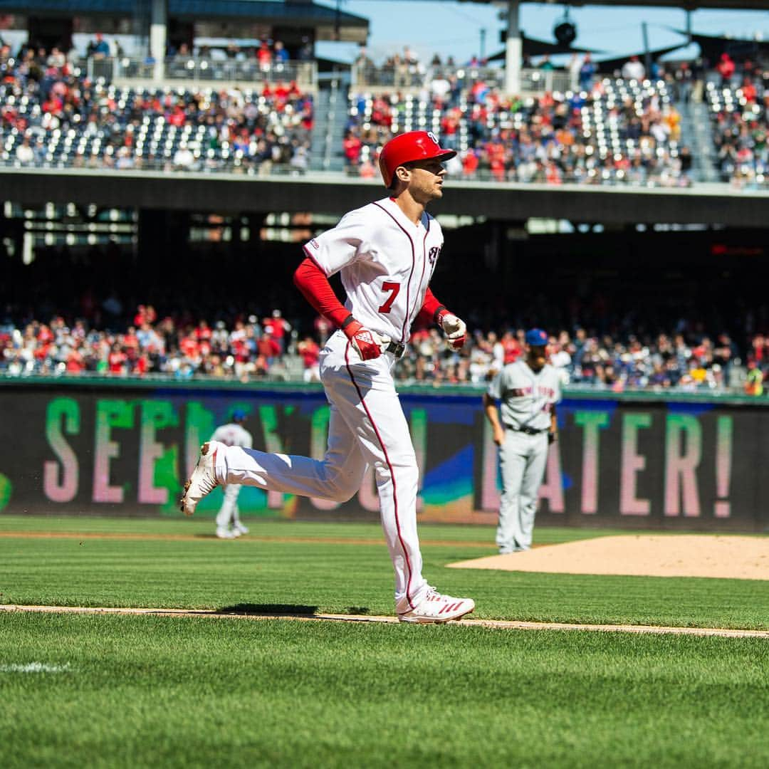 ワシントン・ナショナルズさんのインスタグラム写真 - (ワシントン・ナショナルズInstagram)「Trea Turner: Known to the let the bat mmmmmm drop.」4月1日 3時41分 - nationals