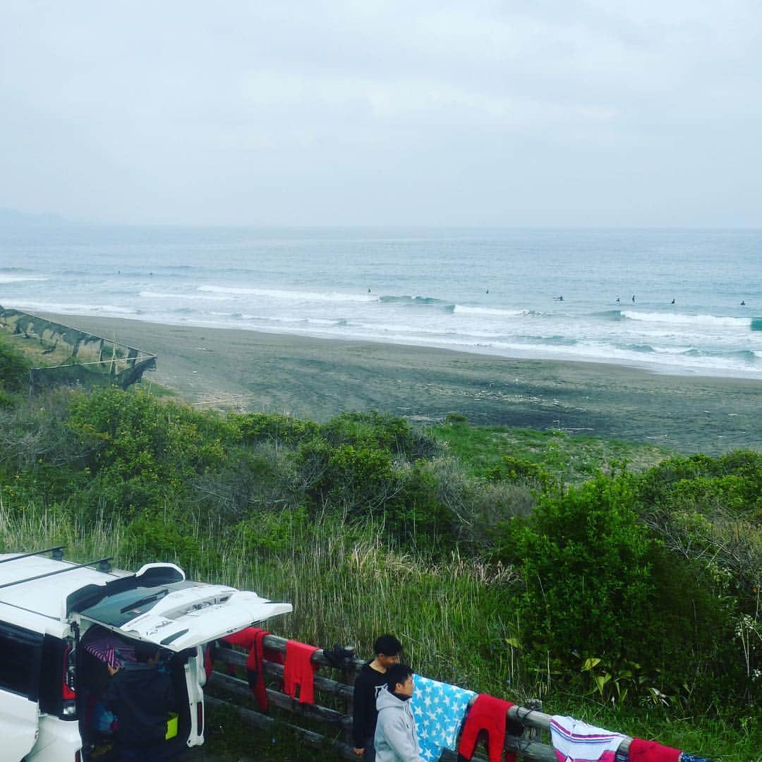 Isseki Nagaeさんのインスタグラム写真 - (Isseki NagaeInstagram)「Fine day,but not so good waves  #surfinglife #beachlife🌴 #beachlife #surfing #beach #surfer」4月1日 15時28分 - isseki_nagae
