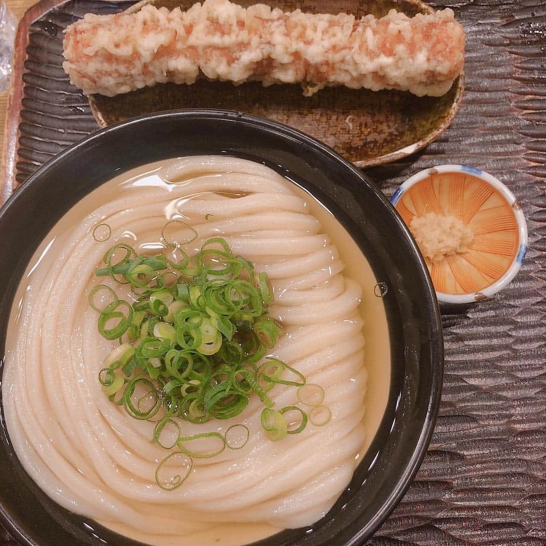 木下望さんのインスタグラム写真 - (木下望Instagram)「今日のランチは神保町にある #丸香 にしたよ🤤やっぱり冷かけが1番好きだ‼︎ここの出汁は全部飲みたくなる🤤 ちくわ天も裏切らない〜麺も出汁も天ぷらも本当に美味しい〜🤤💞大好きなお店🎶  #うどん #毎日うどん #東京うどん #のんちゃんうどん」4月1日 13時55分 - nonchan_starmarie