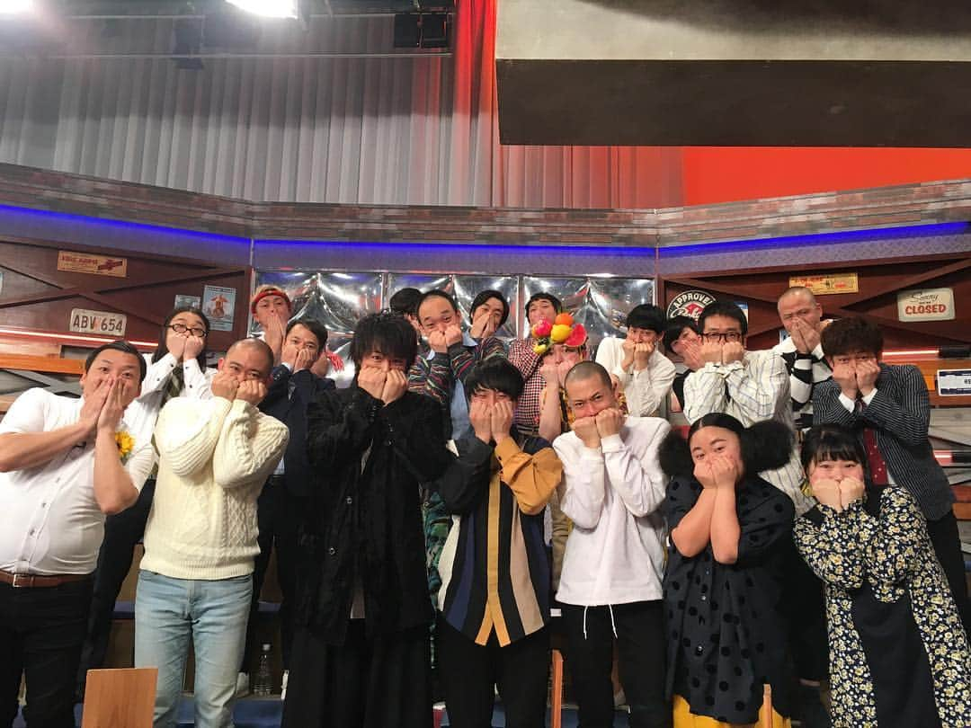 日本テレビ「ウチのガヤがすみません！」さんのインスタグラム写真 - (日本テレビ「ウチのガヤがすみません！」Instagram)「明日4/2のウチのガヤは、ゲスト#斎藤工 さん‼️ 今回のみどころ🤩 #尼神インター さんMC企画「女芸人激白ファイル」📸 #コロコロチキチキペッパーズ さん持ち込み企画#信頼ゲーム 😫 #みなみかわ さんの#システマ がついに伝授されるっ⁉️ そして、斎藤工さんに#完コピ してもらいたい選ばれし芸人3組がネタを披露🥰します！  #ウチのガヤがすみません #ウチガヤ #豪華ゲストとガヤ芸人 #芸人  #イケメン」4月1日 13時56分 - uchino_gaya