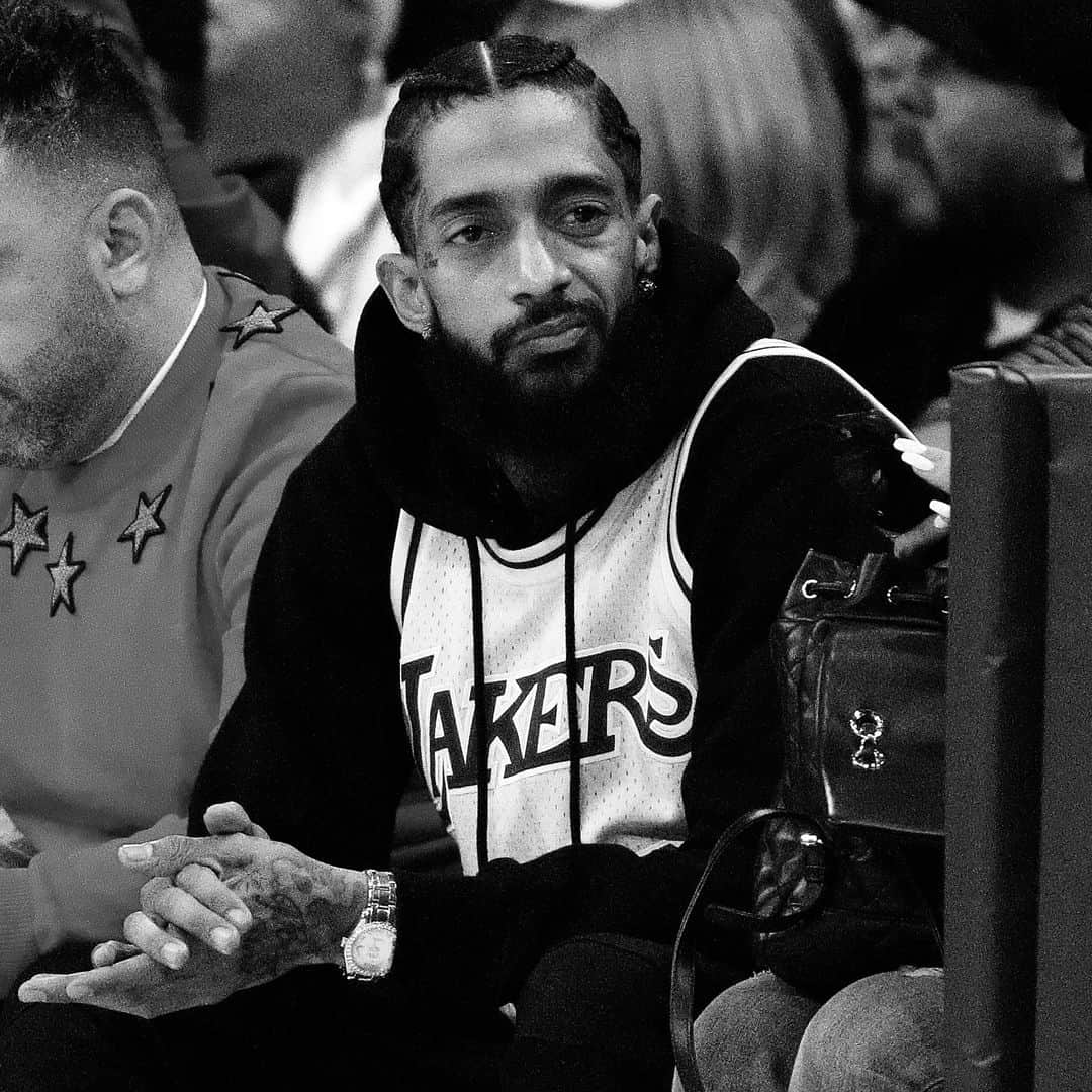 Los Angeles Lakersさんのインスタグラム写真 - (Los Angeles LakersInstagram)「Artist. Activist. Angeleno. L.A. mourns the loss of one of our own, Nipsey Hussle.」4月1日 14時18分 - lakers