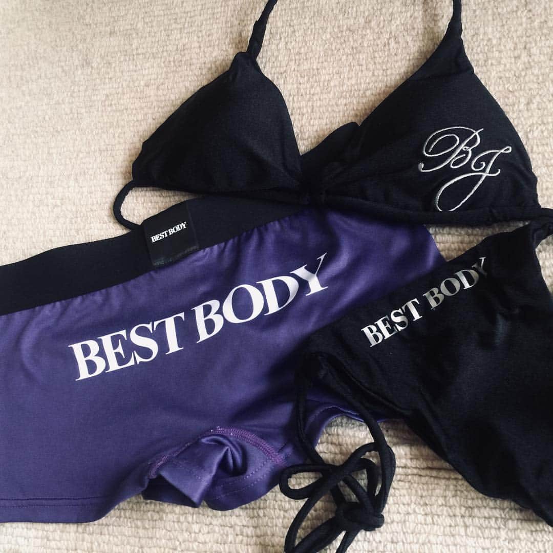高頭なおのインスタグラム：「50歳の記念に、出ます💪 ベストボディジャパン2019💫 https://www.bestbodyjapan.com/ 本番まで2週間！ 楽しみ🤓 #ベストボディジャパン」