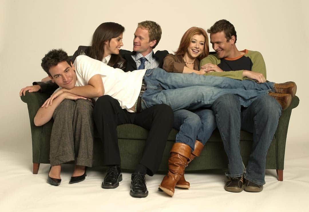 E! Onlineさんのインスタグラム写真 - (E! OnlineInstagram)「It's been five years since the #HowIMetYourMother series finale and we're still not over the ending...Link in bio for all the secrets about the last episode including the alternate ending. (📷: Getty Images)」4月1日 6時49分 - enews
