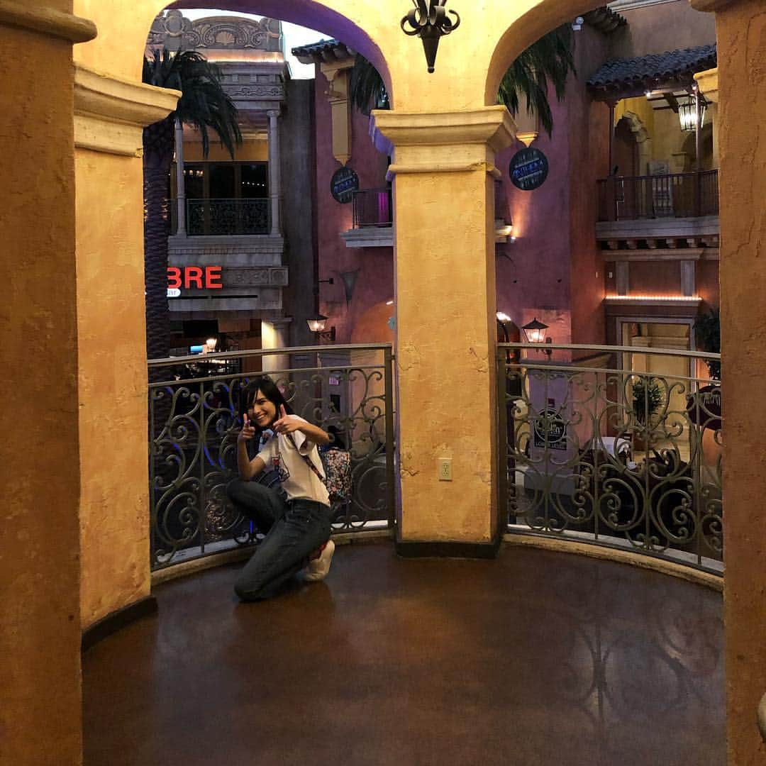 ワイヤット・オレフさんのインスタグラム写真 - (ワイヤット・オレフInstagram)「thanks dawg (girlfriend)」4月1日 7時01分 - wyattoleff