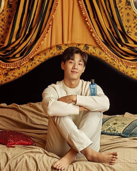 Just a girlさんのインスタグラム写真 - (Just a girlInstagram)「Ji Soo  @actor_jisoo -💜 for Arena Homme Plus Korea December 2018. 📸 by Kim Tae Sun . . . . . .  #jisoo #지수#김지수 #KimJiSoo #korean #koreanboy#맞팔 #셀스타그램 #셀카 #얼스타그램 #데일리 #선팔 #인스타그램  #l4l #f4f  #like4like #ootd  #おしゃれ #オシャレ #いいね返し #フォロー #韓国人 #韓国 #セルカ #自撮り #ファッション #フォロー #daliylook #귀여운」4月1日 6時57分 - cecithegirl