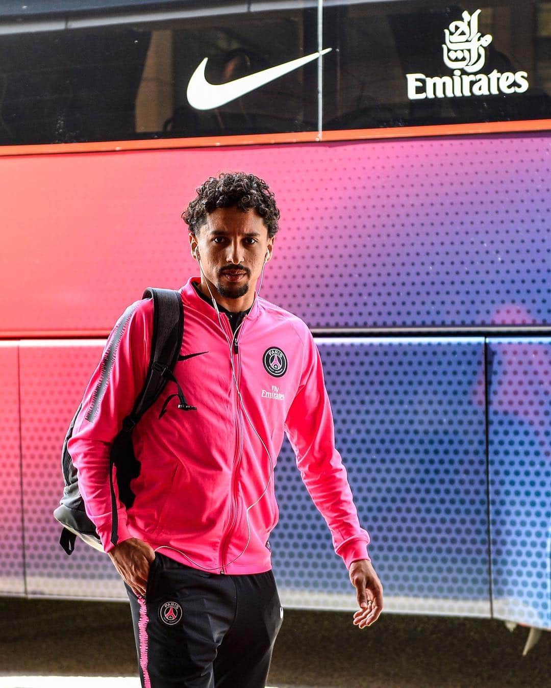 のインスタグラム：「+3 Points! 👏🏽🔴🔵 #AllezPSG」