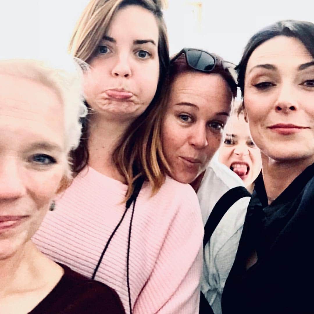 ミシェル・フォーブスさんのインスタグラム写真 - (ミシェル・フォーブスInstagram)「I want to share the many brilliant hair/makeup/costume designers that put me together for the last 3 seasons and gave me so much love. I miss them with all my heart. So grateful for them! And the beautiful crews in both Berlin & Budapest...#berlinstation @danithewitch @ellefrymakeup @ebbicologne @joseffischnaller77 #nicolefischnaller #waldemarpokromski  @traceywellsfilm @heathermakeup」4月1日 7時45分 - iammichelleforbes