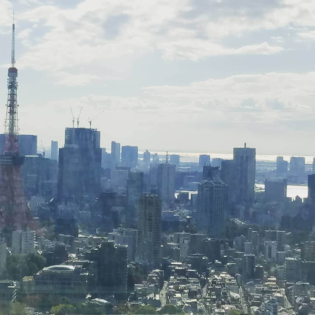 別所哲也さんのインスタグラム写真 - (別所哲也Instagram)「#tokyotokyo  #tokyo #tokyotower #roppongihills  #radioshow  #japanese  #japan  #japantrip #tetsuyabessho」4月1日 8時13分 - tetsuya_bessho