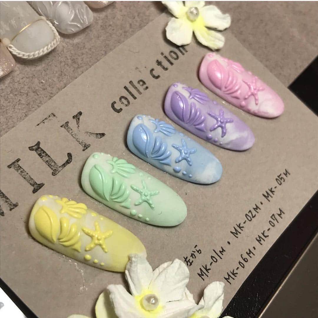 initygel_officialさんのインスタグラム写真 - (initygel_officialInstagram)「#Repost @maki_wkk with @get_repost ・・・ INITY 新色のご紹介 ・ ・ 3月12日に発売された MiLK collection♬ 春にぴったりなパステルカラー♡ 7色での展開となっています！ ・ Natural earth collection ( ﾅﾁｭﾗﾙｱ−ｽｺﾚｸｼｮﾝ) に続いて、ポコポコアートが可能なジェルとなっています✨ ・ ・ 続いて MK-06M(Cassis Milk)🍇 意外と敬遠されがちなパープルもパステルカラーなら、可愛く使えちゃう♡個性派ネイル好きさんのニュアンスアートにも、もってこいのカラーです❤️ ・ 発色よし！ 伸びよし！ レベリングよし！ で、さらにポコポコアートも 出来ちゃうなんて♡ なんて、お利口さんなジェル(笑) ・ ・ 夏向けのポコポコアートの サンプルを載せてますので、 ぜひ、参考になさって下さい❤️ ・ ・  #nails #nailart #gelnails #nailsalon #nailstagram #orb #orbplus #initygel #アイニティジェル #マシーンフィルイン #ニュアンスネイル #フィルイン #milkcollection  #ポコポコアート #ネイルアート #ネイルデザイン #ネイルサロン #山梨ネイルサロン #甲府ネイルサロン #ミルクコレクション #オーブプラス #ジェルネイル #美容 #甲府 #指甲 #美爪」4月1日 8時27分 - initygel_official
