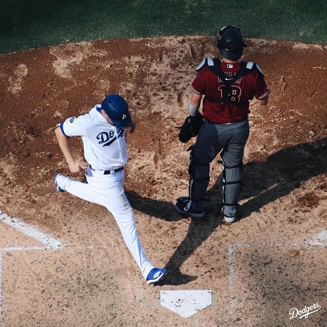 Los Angeles Dodgersさんのインスタグラム写真 - (Los Angeles DodgersInstagram)「Correct us if we’re wrong but...did we say that there was a lot of baseball left to be played a few posts ago?」4月1日 8時32分 - dodgers
