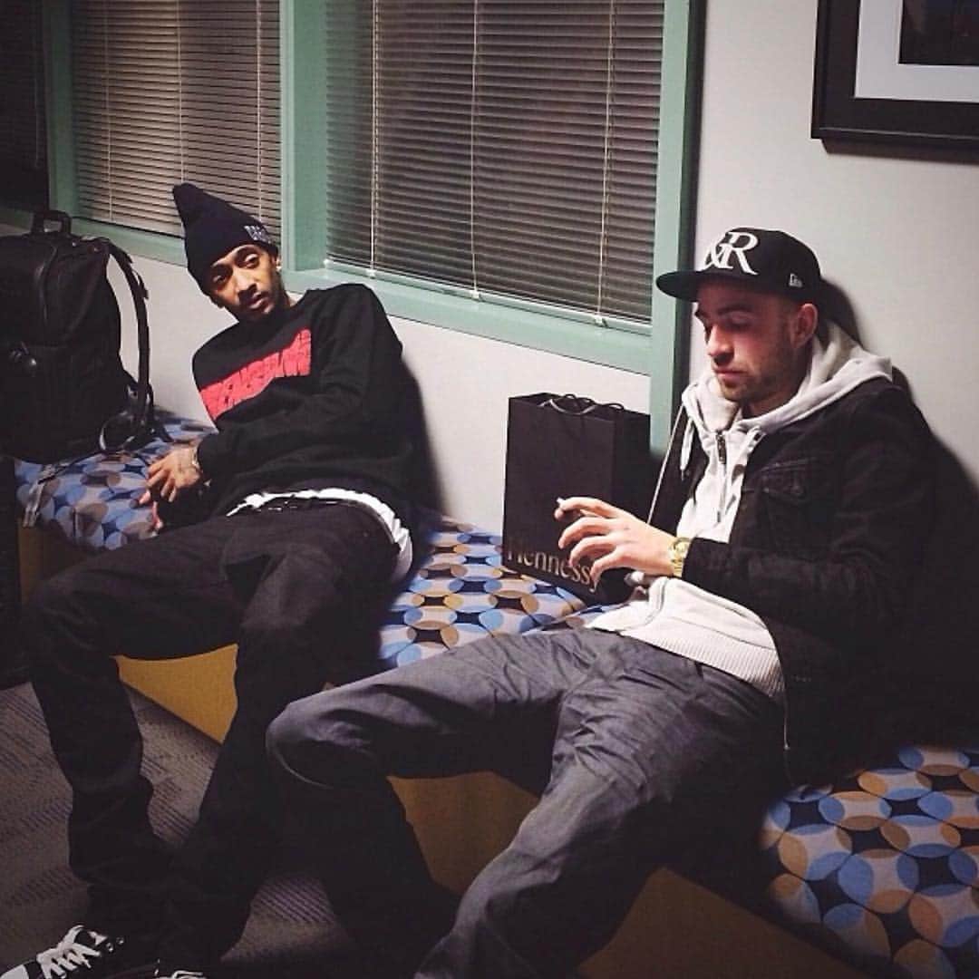 クリス・ファフのインスタグラム：「Man.....I can’t believe this. The amount of people that were inspired by @nipseyhussle’s do it yourself approach to the industry and business is unlike anything I’ve ever seen. Making it is hard enough but truly connecting with other people and motivating them to be better than they are is something incredible. We lost a really really special person today」