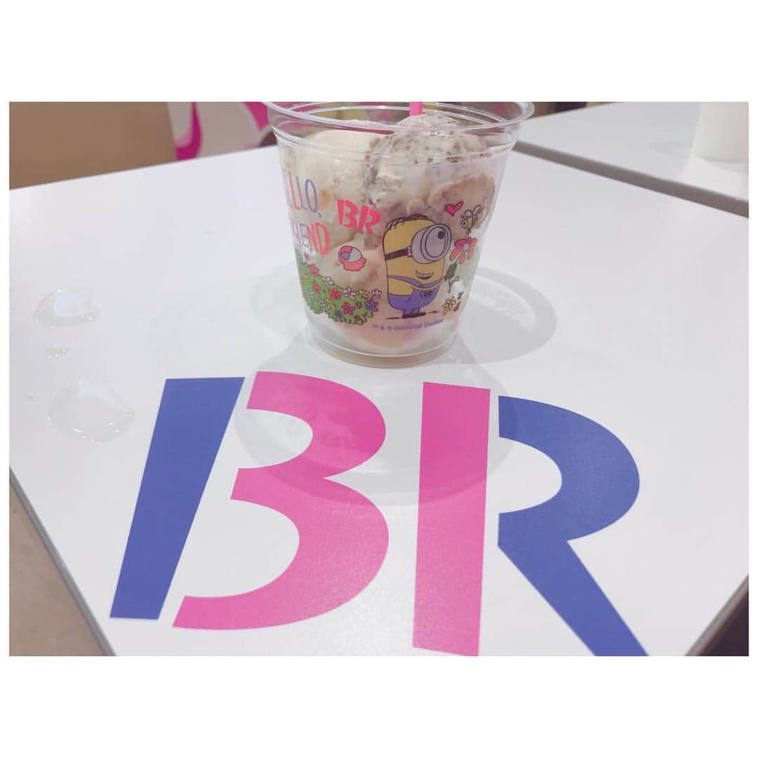 有明ゆなさんのインスタグラム写真 - (有明ゆなInstagram)「たまーに サーティーワン食べたくなるよね🤔 . . . . #サーティーワン #サーティーワンアイスクリーム #ナッツトゥーユー #チョコレートチップ #31アイスクリーム #31 #アイス #アイスクリーム #ミニオン」4月1日 15時29分 - ariake_yuna
