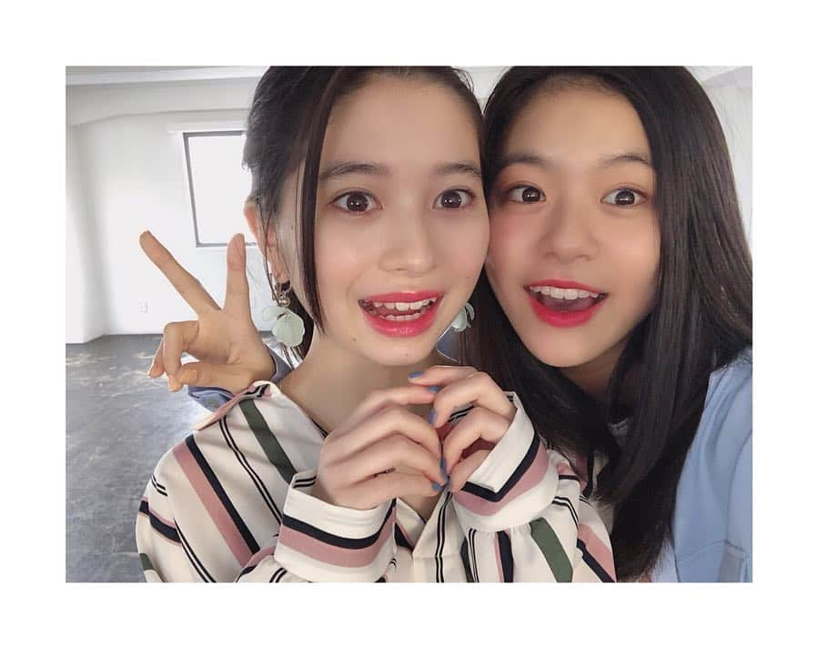 桜田ひよりさんのインスタグラム写真 - (桜田ひよりInstagram)「セブンティーン5月号発売☺️ #セブンティーン #オフショット」4月1日 15時34分 - hiyori_sakurada_official