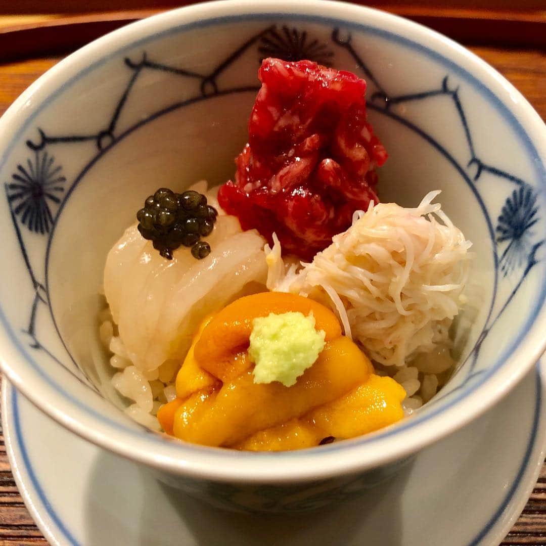 朝日光輝さんのインスタグラム写真 - (朝日光輝Instagram)「PARISから帰ってきて最初の日本食😋 ✨肉割烹 上 ✨  大満足！美味しかったぁー🤤🤤🤤 * * * * * * * * * * #肉割烹上 #肉割烹#西麻布#肉#🍖#日本食#美味しかった#最高#ご馳走様でした」4月1日 10時25分 - mitsuteru_asahi