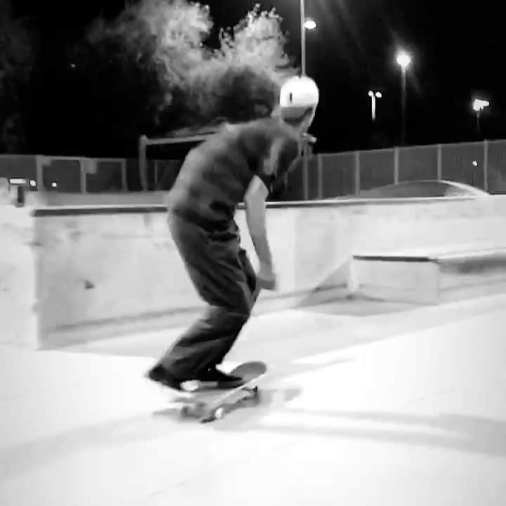 オルタモントのインスタグラム：「Winding out the weekend w/ @ryan_lay & a hefty nose 270 🔄 // HBD Ryan!! Hope it’s epic 🖤 // 📹: @u1tralord // #CFADC」