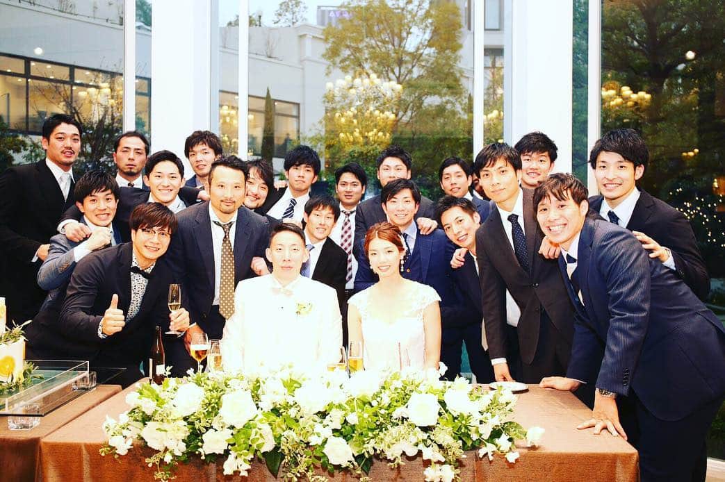 渡部仁さんのインスタグラム写真 - (渡部仁Instagram)「2019.3.30 Wedding party👨‍👩‍👧 #Firstmeet #太陽のように眩しい妻 #月のように輝く娘 #花束のかわりにメロディーを」4月1日 11時04分 - jin.w20