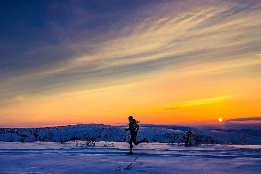 エディー・バウアーさんのインスタグラム写真 - (エディー・バウアーInstagram)「The sun sets on another weekend of adventure 📸:@shannonmahre #LiveYourAdventure」4月1日 11時10分 - eddiebauer