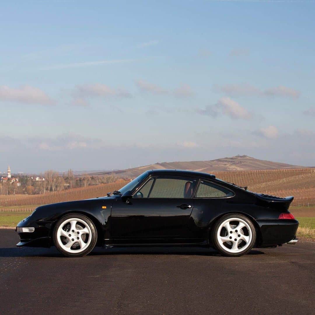 HYPEBEASTさんのインスタグラム写真 - (HYPEBEASTInstagram)「#hypeAF: This 1994 @porsche 911 Turbo is heading to auction. Not only is the car in mint condition, but is of prototype designation and reportedly the last of its kind to survive. It’s expected to fetch between €295,000-€395,000 EUR (approximately $331,311-$443,620 USD) due to its incredibly rare status. Swipe for a closer look at it.  Photo: @rmsothebys」4月1日 11時19分 - hypebeast