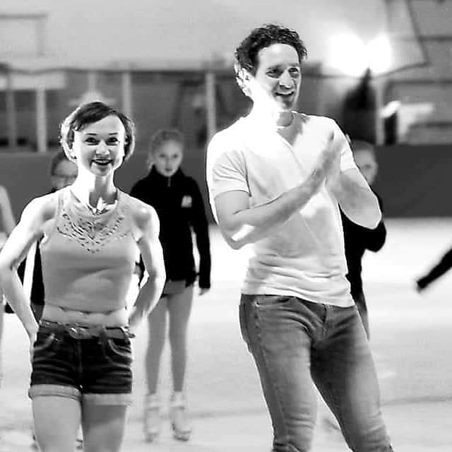 リュボーフィ・イリュシェチキナのインスタグラム：「Our first performance together!!!! So happy to be back!!! Thanks @veroniquedionne for the wonderful pictures!!! #photossportives」