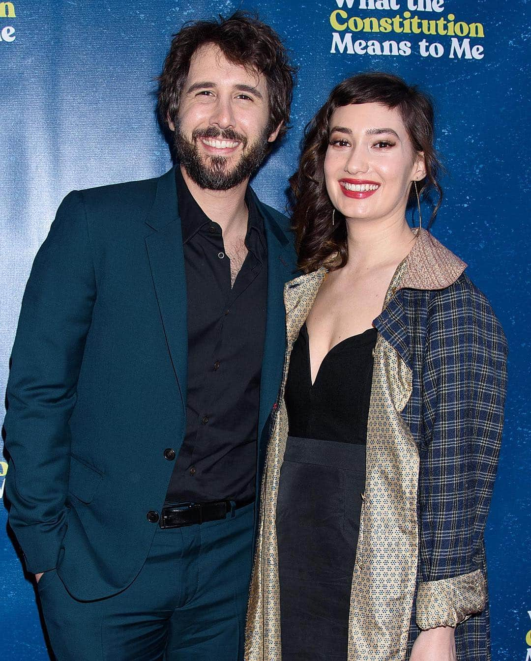 Just Jaredさんのインスタグラム写真 - (Just JaredInstagram)「@rachelbrosnahan & husband Jason Ralph (@rasonjalph) join @joshgroban & girlfriend @schuylerhelford at opening night of “What the Constitution Means to Me” on Broadway! #RachelBrosnahan #JasonRalph #JoshGroban #SchuylerHelford Photos: INSTAR」4月1日 12時11分 - justjared