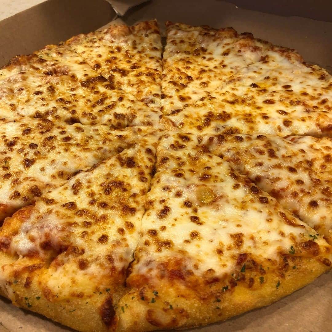 Domino's Pizzaさんのインスタグラム写真 - (Domino's PizzaInstagram)「*Cue the cheesy #AprilFoolsDay jokes*」4月2日 0時45分 - dominos