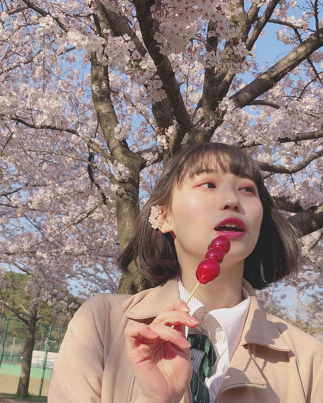 豊永阿紀さんのインスタグラム写真 - (豊永阿紀Instagram)「さくらのイヤーカフがとっても可愛くて、春のおようふくを着ましたわーい🙌」4月1日 23時57分 - aki_t_official
