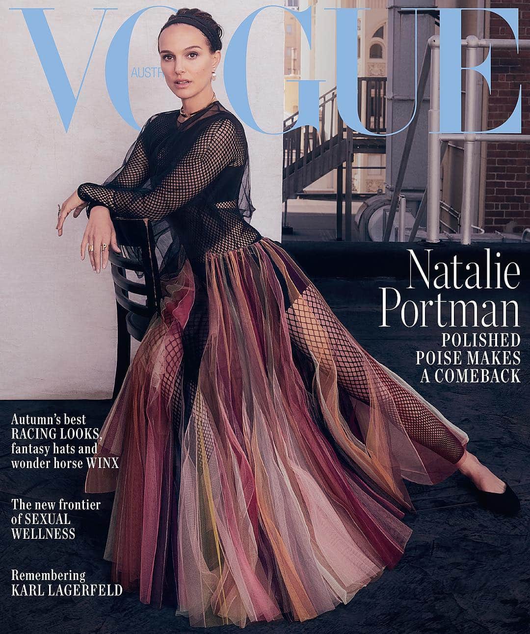 Just Jaredさんのインスタグラム写真 - (Just JaredInstagram)「@natalieportman looks absolutely stunning in a @dior dress on the April cover of @vogueaustralia! #NataliePortman #Dior #VogueAustralia Cover by @emmasummerton」4月1日 15時54分 - justjared