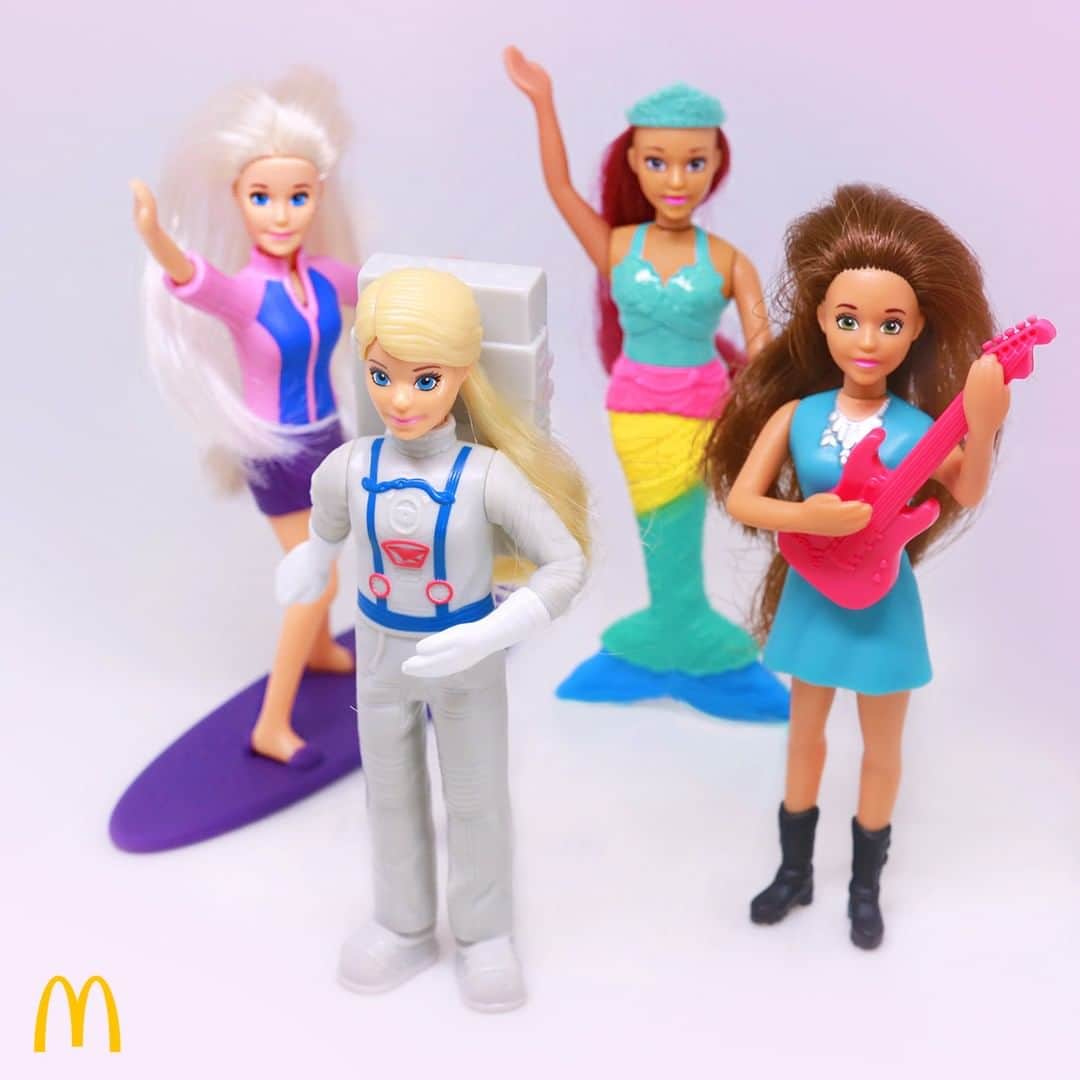 McDonald's Philippinesのインスタグラム：「Your kid can be whoever they want to be in Barbie’s world! Collect all 4 of our new Barbie toys with every Happy Meal on McDelivery or your nearest McDonald’s!」