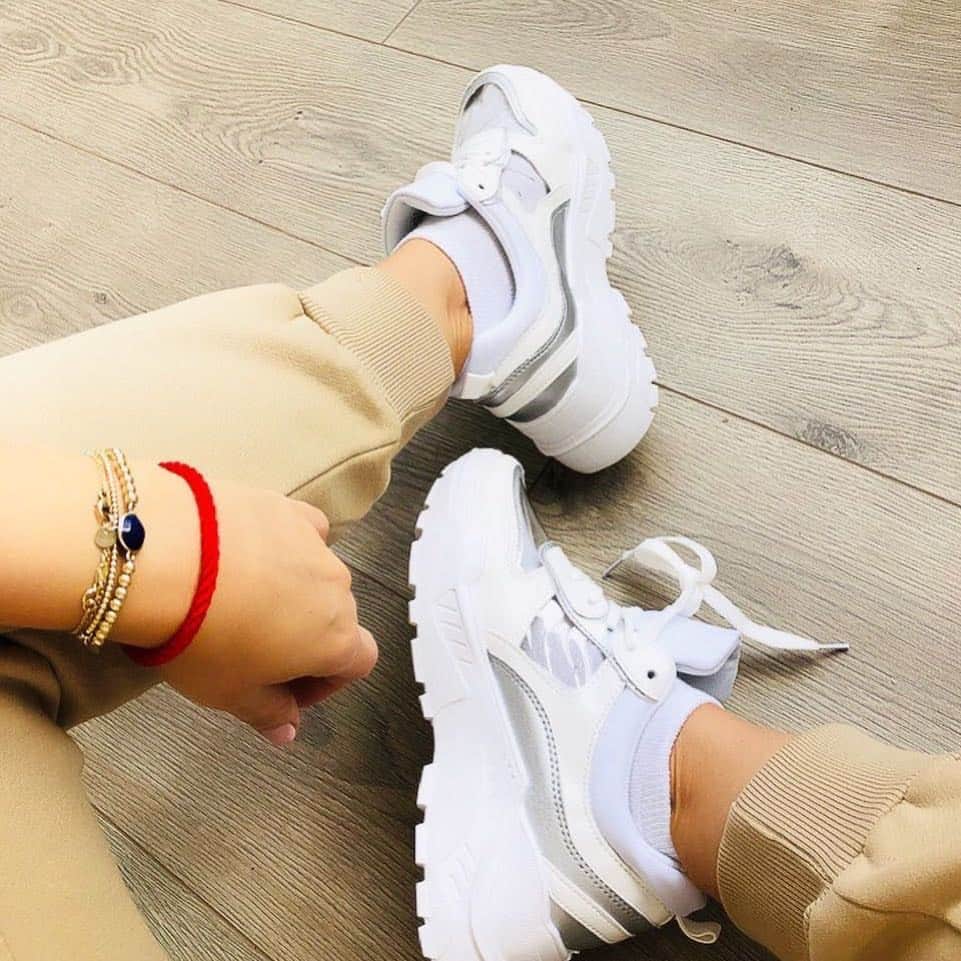 Public Desireさんのインスタグラム写真 - (Public DesireInstagram)「Trainers Sporty Spice would be totally jel of ⚡❤️ Shop STORY £29.99 #lookofthebae #pdbae Tap to shop ☝」4月1日 16時07分 - publicdesire