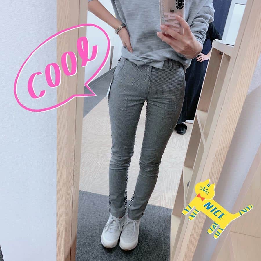 CURUCURUさんのインスタグラム写真 - (CURUCURUInstagram)「CURUCURU キュルキュル バイヤーの @anya0423 です🙋‍♀️ . EDWIN  GOLFの新作ボトムスがかなりイチオシなのでご紹介❣️ . 前後で柄の異なる切替パターンのスカートとロングパンツはとにかくシルエットがキレイ🙆‍♀️✨ 163cm、XSサイズ着用です。 . オフィスでの試着写真でゴミゴミしていてごめんなさい🙇‍♀️ ______________________________  #curucuru #キュルキュル #キュルキュルセレクト #golf #golfstagram  #instagolf #ゴルフ #ゴルフ女子  #ゴルフコーデ #ゴルフウェア #ゴルフファッション #golfwear #キュルパト #ゴルフ好きな人と繋がりたい #お洒落さんと繋がりたい #골프 #edwingolf #エドウィンゴルフ」4月1日 16時37分 - curucuru_golf