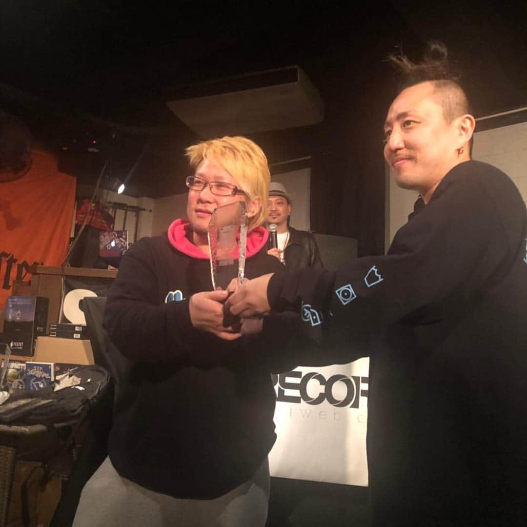 DJ SANCONさんのインスタグラム写真 - (DJ SANCONInstagram)「先週  A look-back on last weeks  自分を指導してくれた先輩がいて 同世代を戦った仲間がいて 時期世代の後輩がいる 最高の空間でした！ . @djshin1200 感謝！  KAMIKAZE DJ BATTLE 2019  ビートマッチ部門優勝 BUCK$ 🏆  ソロ部門優勝 IS-K 🏆  スクラッチ部門 SkYATCH 🏆  皆さんおめでとうございます🎊  SJC OFFICIAL TITLE MATCH  DJ TOYODA-STYLE  @toyodastyle  3度目防衛に 成功！ 殿堂入りおめでとう！ -------------------------------------------------- KAMIKAZE DJ BATTLE 2019  Host GM YOSHI + DJ $HIN  Judges DJ IKU DJ REIKO DJ TOYODA-STYLE DJ SANCON  Live Shocase DJ IKU DJ REIKO . SJC OFFICIAL TITLE MATCH DJ TOYODA-STYLE  主催 Turntable Troopers ENT.  #KAMIKAZEDJBATTLE  #KamikazeDJBattle2019 #KDJB2019 #KDJB #DJ #Turntablist #Scratch #Skratch #Battle #カミカゼDJバトル #スクラッチ #ターンテーブリスト  #djsancon」4月1日 17時27分 - djsancon