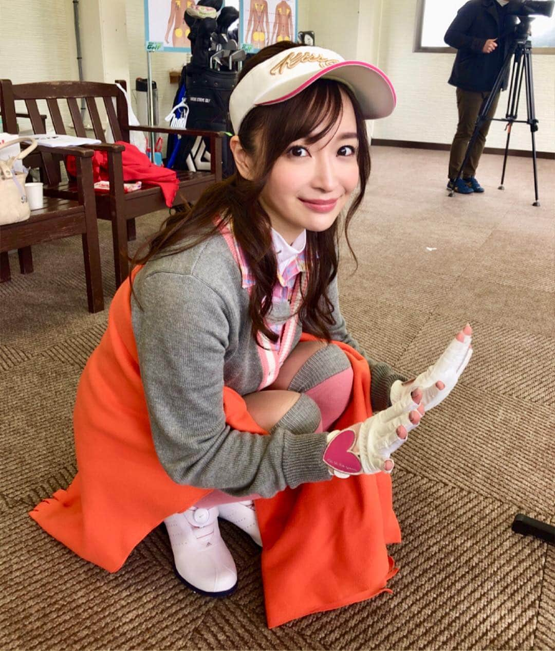 竹内渉さんのインスタグラム写真 - (竹内渉Instagram)「いよいよ今月14日に初回OAの tvk 「theGolf」⛳️ ロケ中です😋 やばい私上手くなってるかも...😍💓💓💓* * 골프방송 녹화중이에욤🥰❤️」4月1日 17時47分 - ayumu_takeuchi