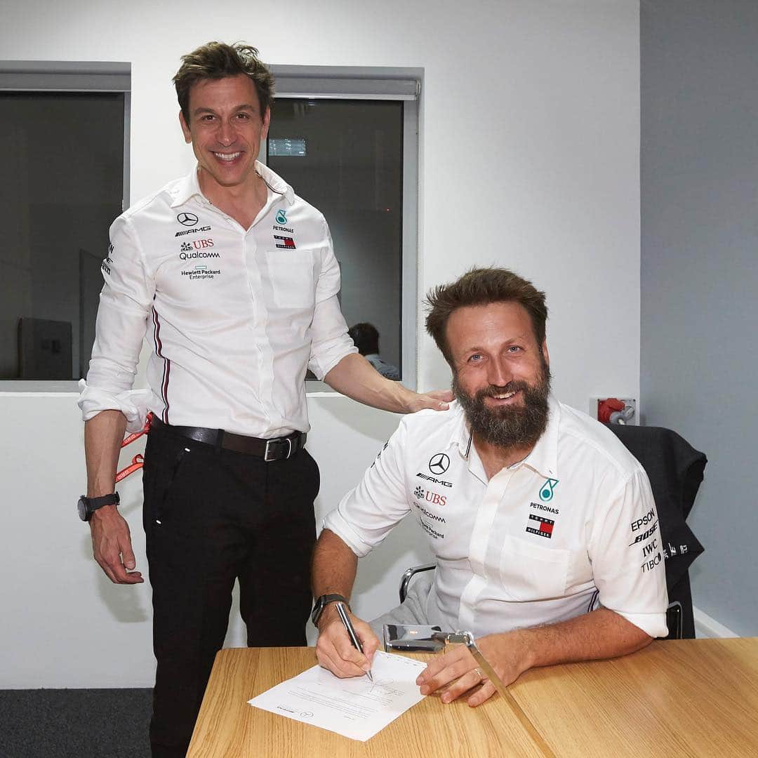 MERCEDES AMG PETRONASさんのインスタグラム写真 - (MERCEDES AMG PETRONASInstagram)「ORGANISATION ANNOUNCEMENT: As part of the team’s long-term plan for continuous performance growth both on and off the track, the team has nominated Paul Ripke (38) as Special Advisor – a newly created position that will report directly to Toto Wolff, Team Principal & CEO. “I live and breathe motorsport, so to be able to contribute to the team in a technical capacity is a huge honour.” - @paulripke • • • #MercedesAMGF1 #F1 #PaulRipke #PETRONASmotorsports #announcement #WelcomePaul」4月1日 18時41分 - mercedesamgf1