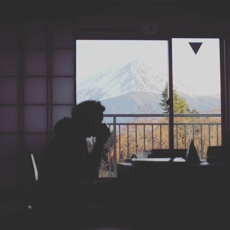 ピューディパイのインスタグラム：「Good morning gamers」
