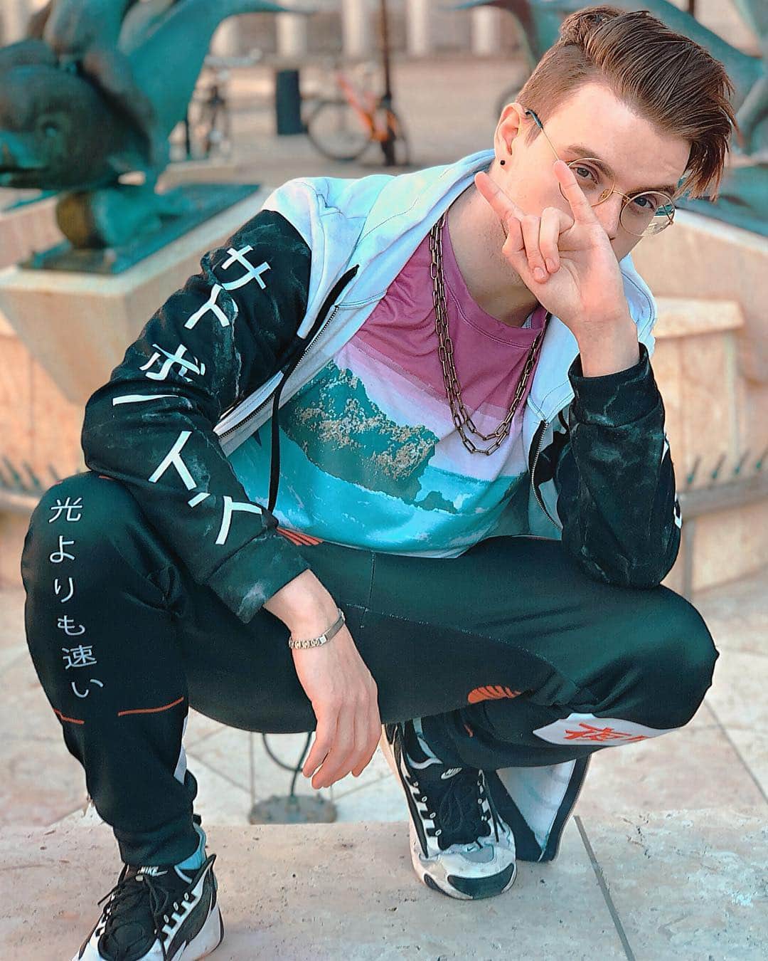 iBlaliのインスタグラム：「scurr 🕊」