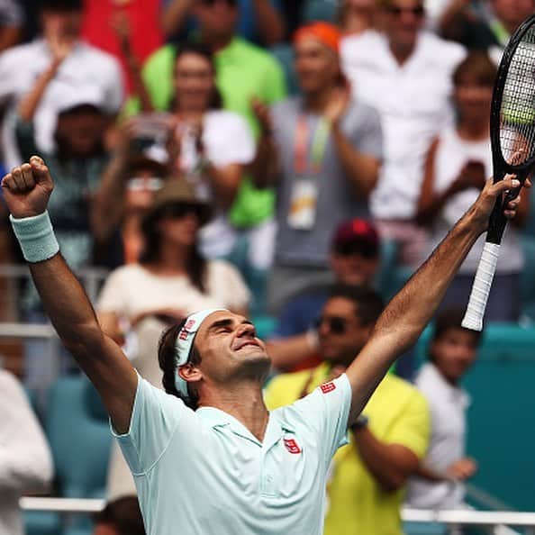 ATP World Tourさんのインスタグラム写真 - (ATP World TourInstagram)「From cutting the ribbon to lifting the 🏆 Enjoy some of the best 📸 from @rogerfederer’s 4th @miamiopen title campaign! 🤩 . . . #ATP #ATPTour #Federer #MiamiOpen #Tennis」4月1日 19時05分 - atptour
