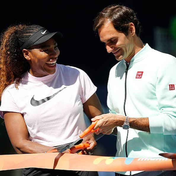 ATP World Tourさんのインスタグラム写真 - (ATP World TourInstagram)「From cutting the ribbon to lifting the 🏆 Enjoy some of the best 📸 from @rogerfederer’s 4th @miamiopen title campaign! 🤩 . . . #ATP #ATPTour #Federer #MiamiOpen #Tennis」4月1日 19時05分 - atptour