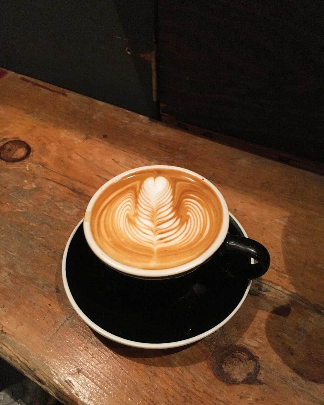 中倉隆道さんのインスタグラム写真 - (中倉隆道Instagram)「. 帰りの一杯☕️☺️✨ . . 寒いから温まるー♬ . . #littlenap #littlenapcoffeestand #coffee #coffeetime #coffeestand #コーヒー #カフェラテ #帰りの一杯 #フリーアナウンサー #柿ピー研究家 #中倉隆道」4月1日 19時19分 - ryudo.tokyo
