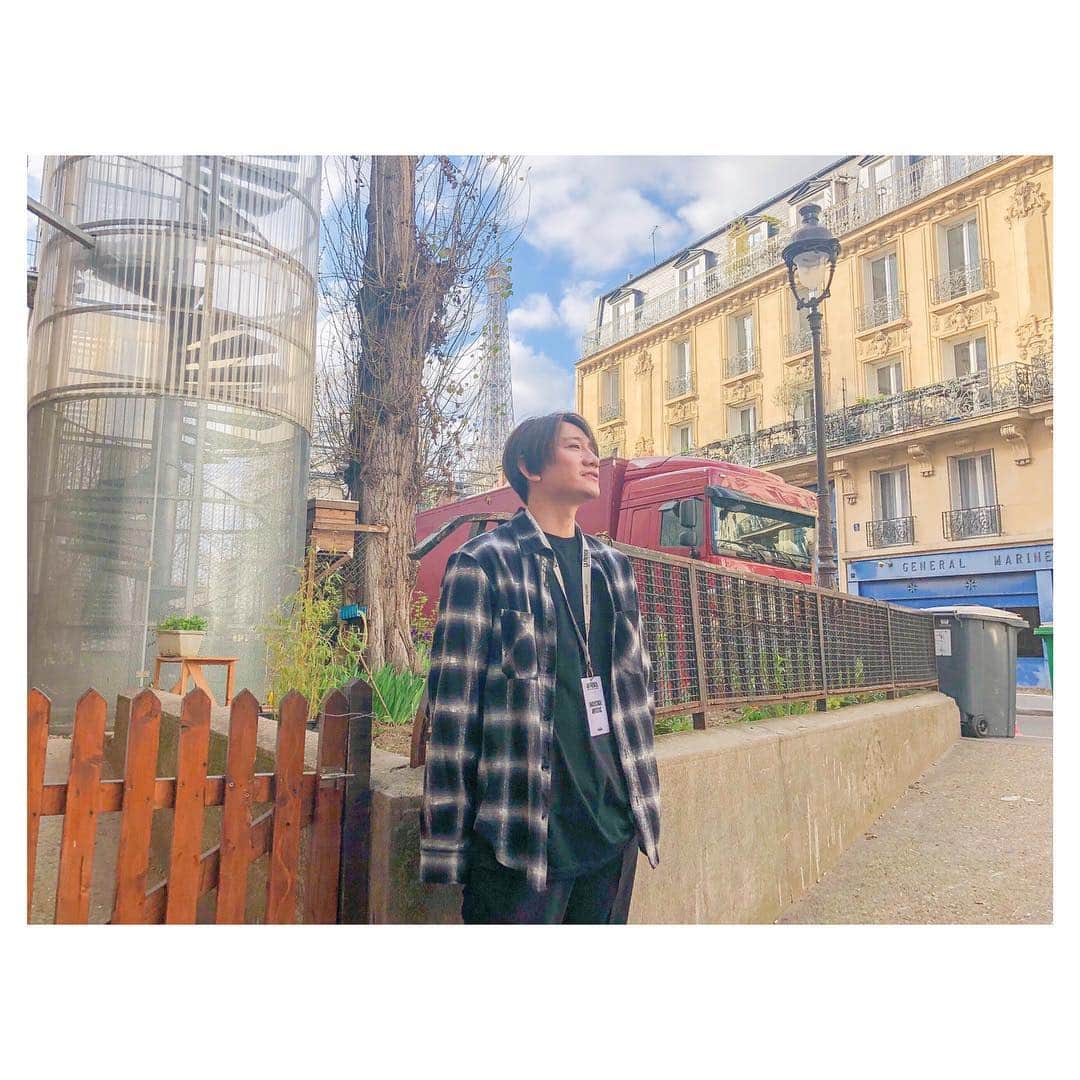 前原穂高のインスタグラム：「4月スタートしました🌸 今日から3日間Violetの合宿で、 4/3(水)は表参道店、栄店どちらもお休みです！ またVioletは出産立ち会い休暇というものがあるので (これまで過去2人取得しています👍) 僕も4/11〜4/16までお休みさせていただきます(^^) なので今月は栄店出勤がなく、 お客様にはご迷惑をおかけ致しますが何卒よろしくお願い致します！ ㅤㅤㅤ #ヘア #ヘアアレンジ #ヘアスタイル #ヘアメイク #ヘアセット #アレンジ #スタイリング #ほだかっと #ほだからー #ヘアサロン #サロン #美容室 #hair #hairstyle #haircolor @vvvvvvioletttttt  @vvvvvviolet_nagoya  #美容室violet」